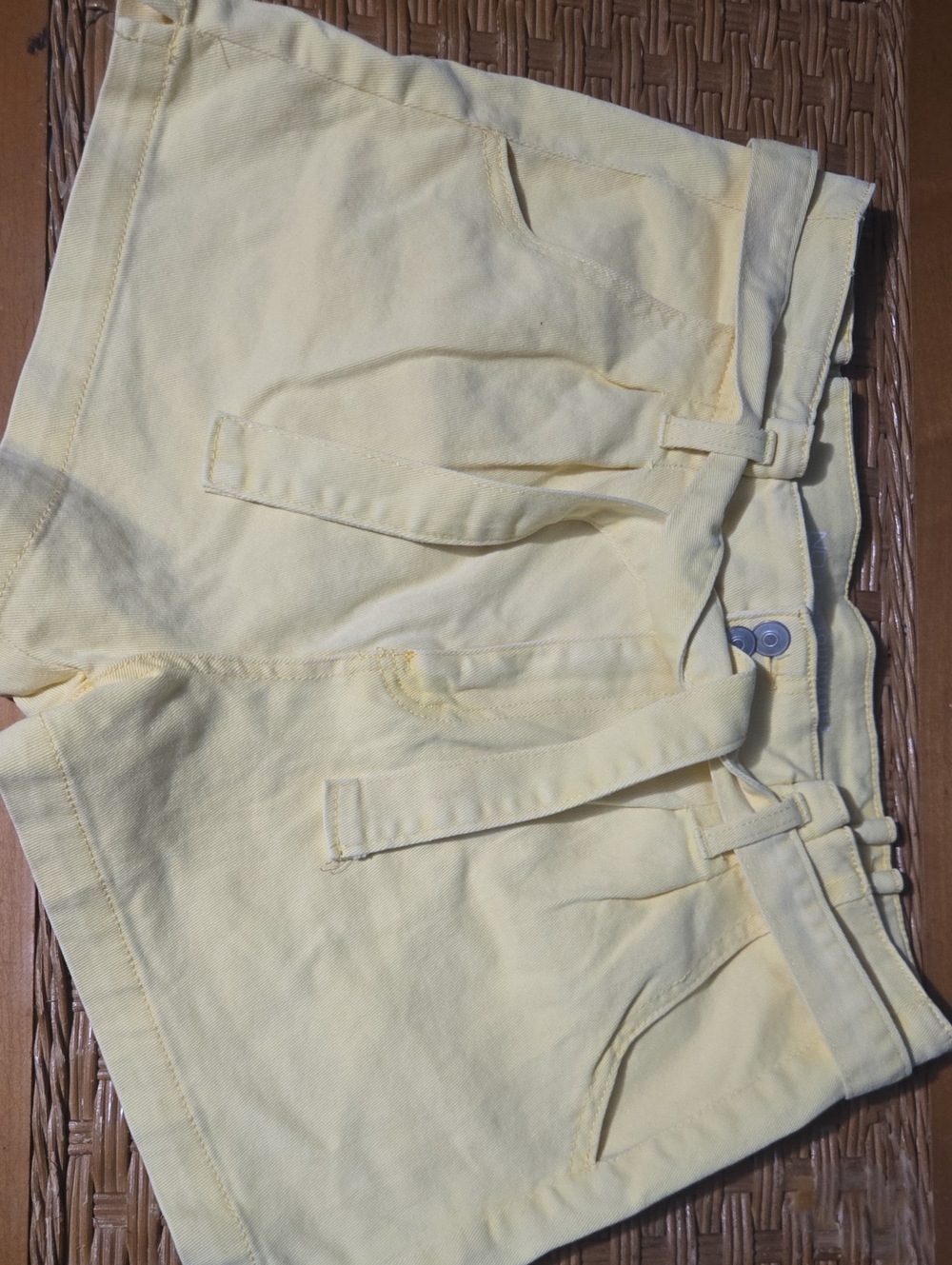 No Boundaries Light Yellow High-Rise Shorts with Tie